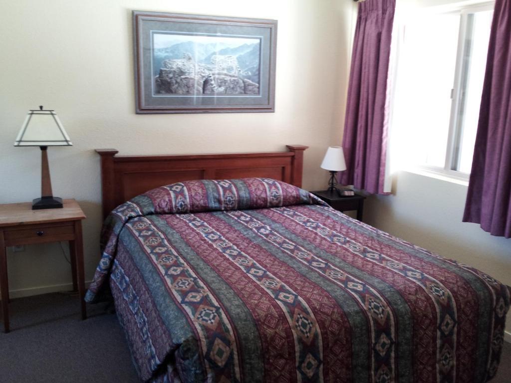 Andruss Motel Walker Bilik gambar